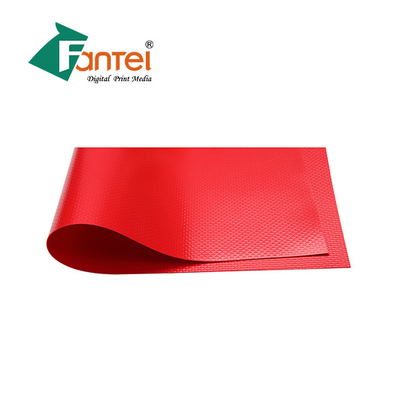 Tela colorida del Pvc de 18 onzas, lona resistente del PVC de la prenda impermeable del encogimiento