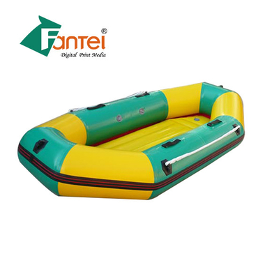 Buen mate cubierto PVC ignífugo de la fuerza de rasgado de la lona