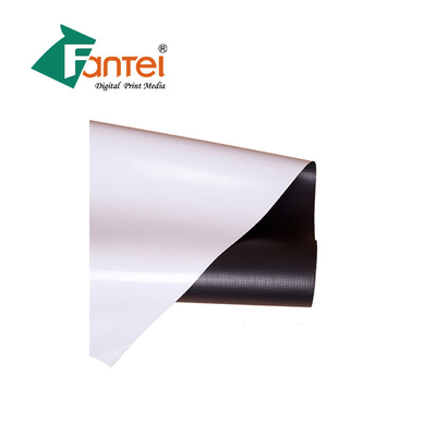 Matte Blockout Banner Material Solvent brillante entinta la buena suavidad 320gsm