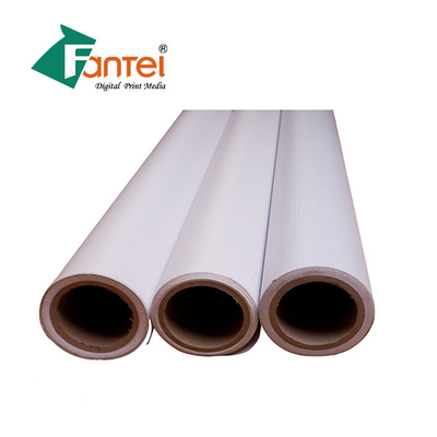 Suavidad al aire libre laminada fría de las banderas 240gsm los 50m del PVC buena