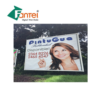 Banderas al aire libre del PVC 13OZ que cuelgan 300X500 Flex Advertising Banners 18X12